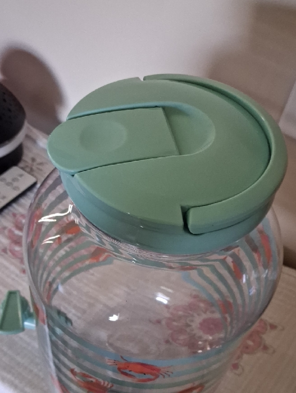 New Aqua and Coral Crab Glass Beverage Dispenser - Picture 4 of 4